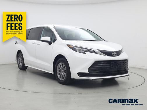 White 2026 Toyota Sienna LE