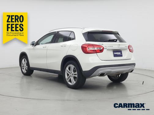 White 2016 Mercedes-Benz GLA-Class