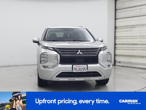 2023 Mitsubishi Outlander SEL