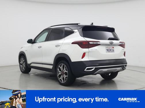 White 2021 Kia Seltos SX