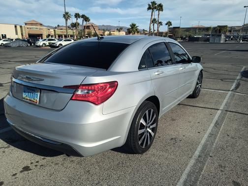 2012 Chrysler 200 LX
