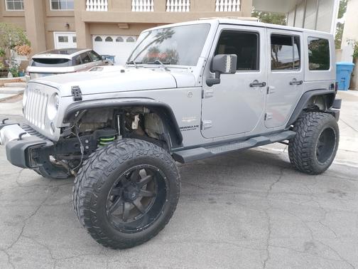 2013 Jeep Wrangler Unlimited Sahara