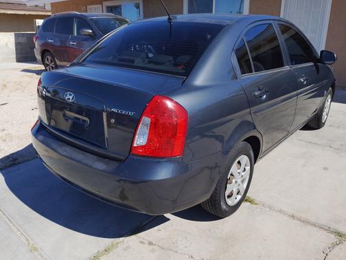 Blue 2011 Hyundai Accent GLS
