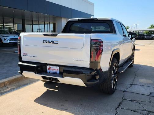 2025 GMC Sierra EV Denali
