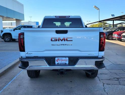 2026 GMC Sierra 2500 SLT