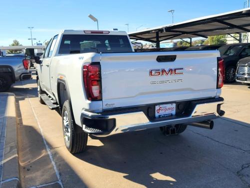 2026 GMC Sierra 2500 Pro