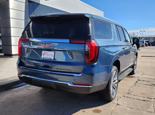 2025 GMC Yukon XL Elevation
