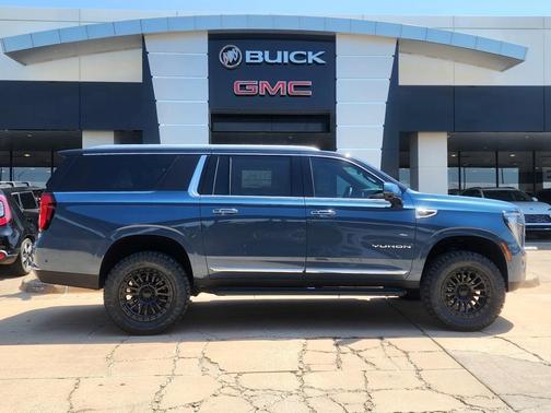 2025 GMC Yukon XL Elevation