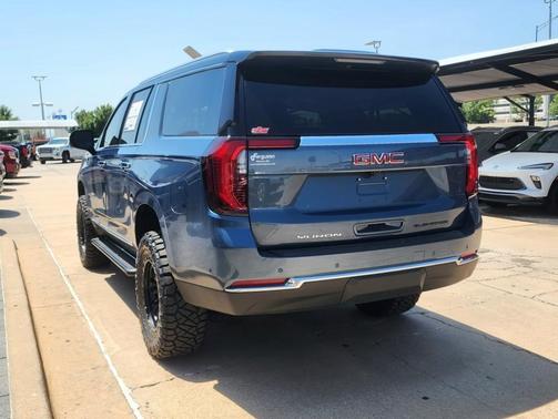 2025 GMC Yukon XL Elevation