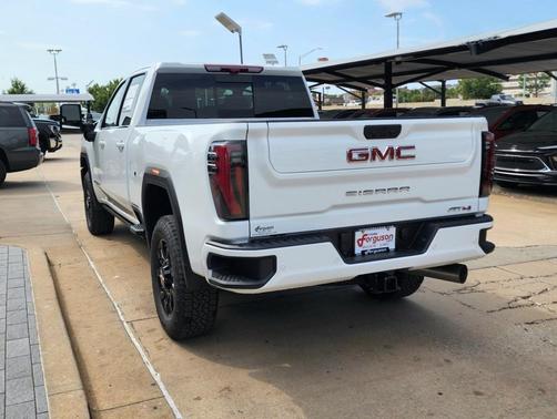 2026 GMC Sierra 2500 AT4