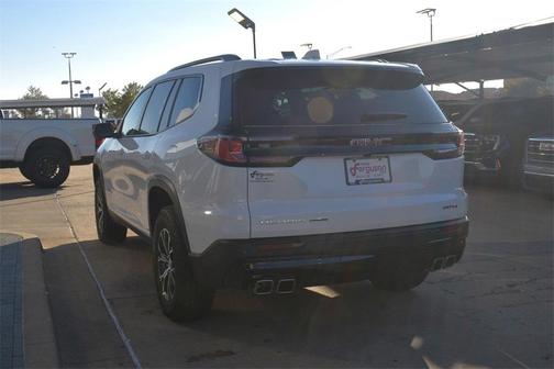 2025 GMC Acadia AT4