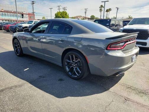 2019 Dodge Charger SXT