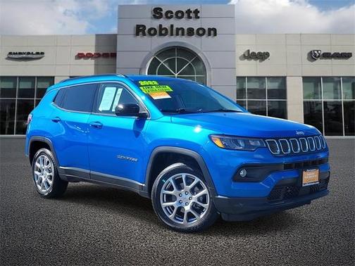 2022 Jeep Compass Latitude Lux