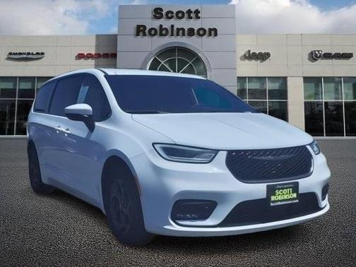 2023 Chrysler Pacifica Hybrid Touring L