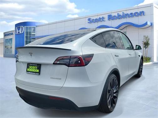 2023 Tesla Model Y Performance
