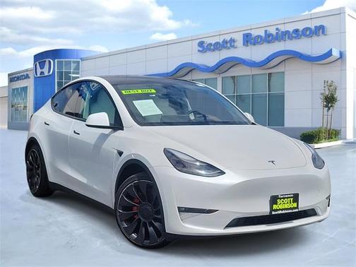 2023 Tesla Model Y Performance