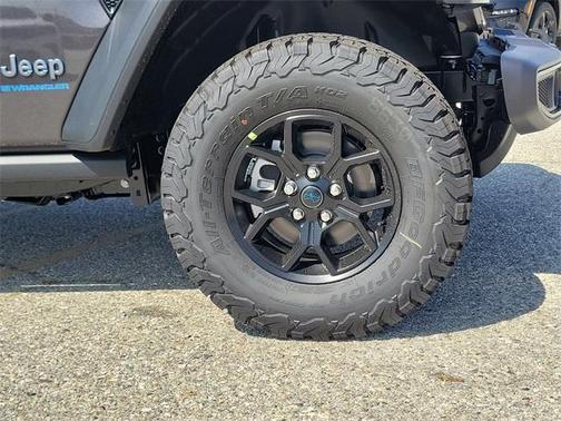 2025 Jeep Wrangler 4xe Sport