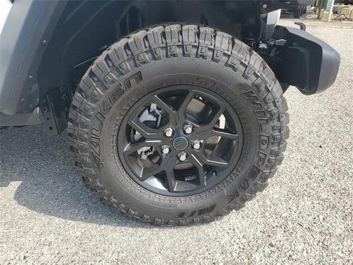 2025 Jeep Wrangler 4xe Sport