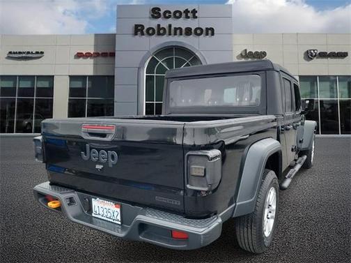 2021 Jeep Gladiator Sport