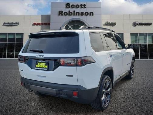 2026 Jeep Cherokee Overland