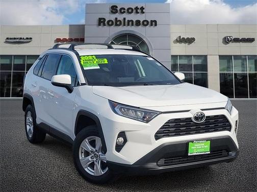 2021 Toyota RAV4 XLE