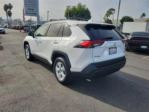 2021 Toyota RAV4 XLE