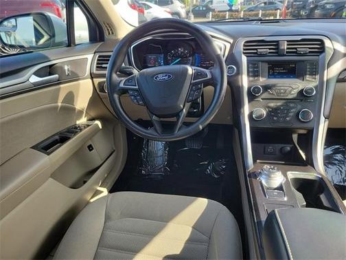 2018 Ford Fusion Hybrid SE