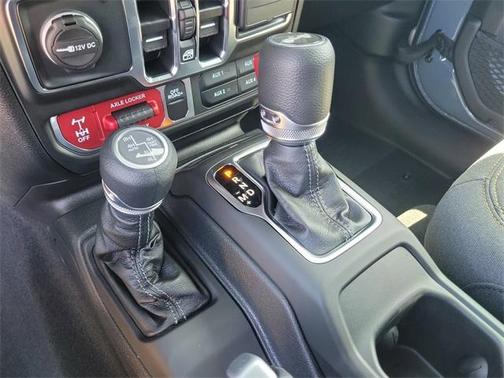 2025 Jeep Wrangler 4xe Sport