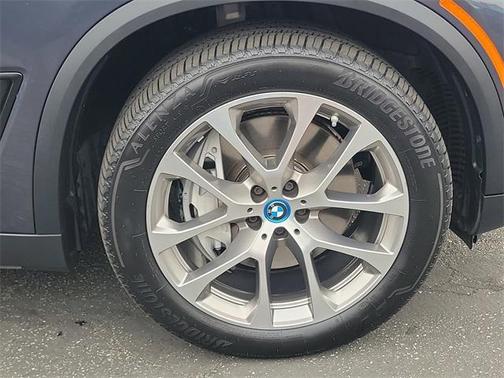 2022 BMW X5 PHEV xDrive45e