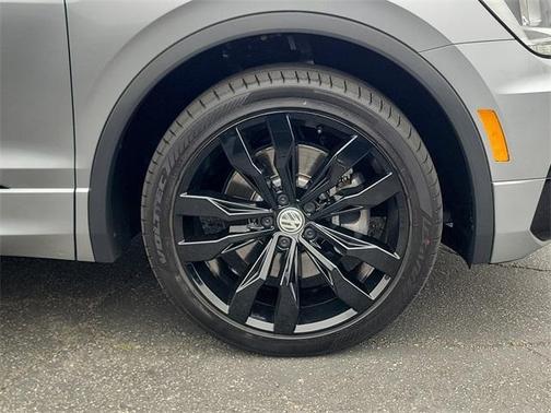 2021 Volkswagen Tiguan 2.0T SE R-Line Black