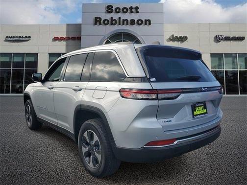 2022 Jeep Grand Cherokee 4xe Base