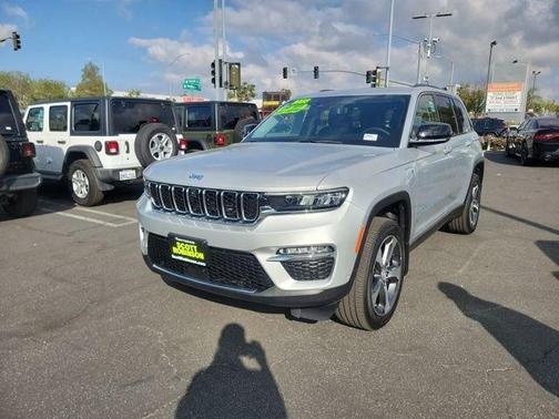 2023 Jeep Grand Cherokee 4xe Base