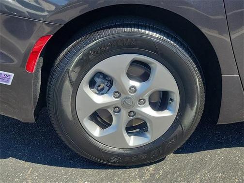 2018 Chrysler Pacifica Hybrid Touring Plus