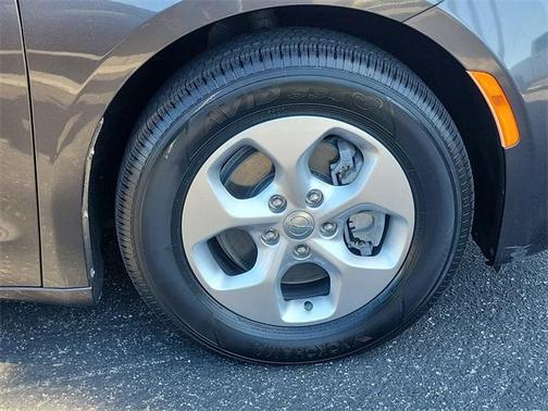 2018 Chrysler Pacifica Hybrid Touring Plus