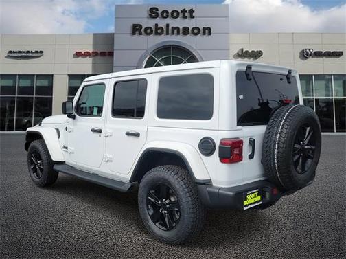 2021 Jeep Wrangler Unlimited Sahara Altitude