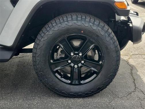 2021 Jeep Wrangler Unlimited Sahara Altitude
