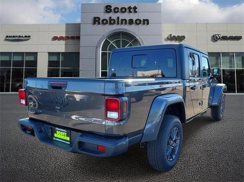 2026 Jeep Gladiator Sport