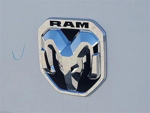 2025 RAM ProMaster 1500 Base