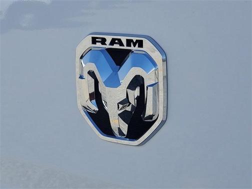 2025 RAM ProMaster 1500 Low Roof