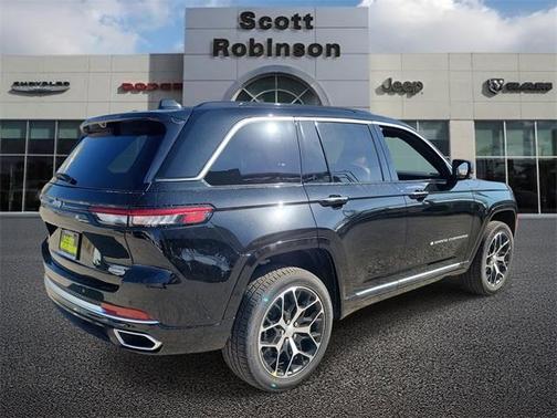 2025 Jeep Grand Cherokee Summit