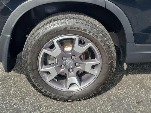 Crystal Black Pearl 2023 Honda Passport TrailSport