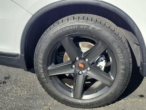 White Knuckle Clearcoat 2018 Dodge Durango SXT