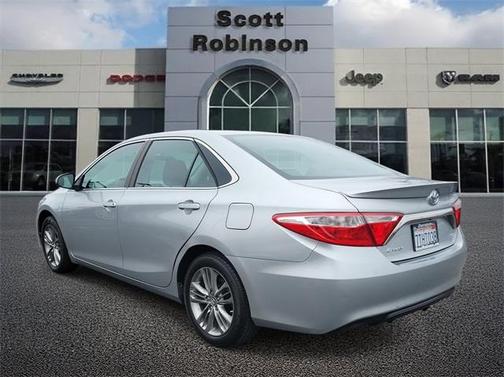 2016 Toyota Camry SE