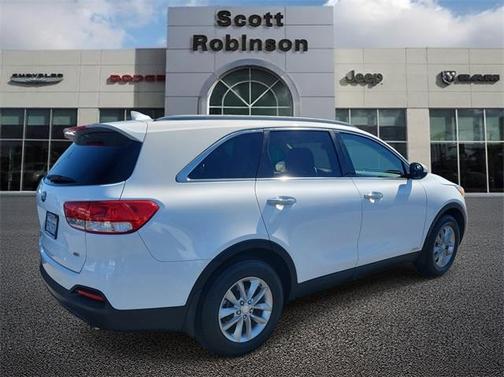 2016 Kia Sorento LX