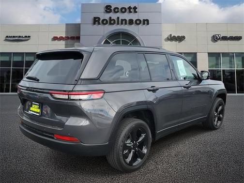 2023 Jeep Grand Cherokee Altitude