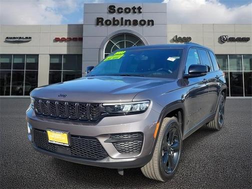 2023 Jeep Grand Cherokee Altitude