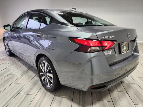 2024 Nissan Versa 1.6 SV