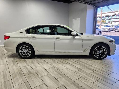 2018 BMW 530e xDrive iPerformance
