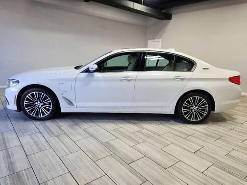 2018 BMW 530e xDrive iPerformance