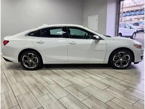 2023 Chevrolet Malibu FWD 1LT